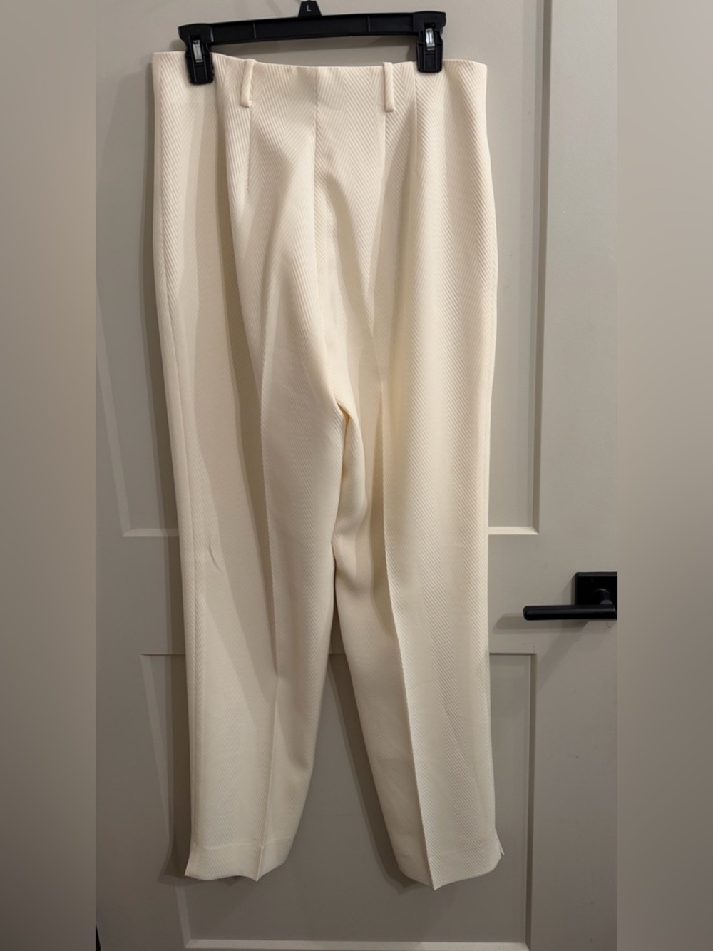 Sleeveless Cream Two-Piece Ponte Pantsuit - Picture 6 of 7